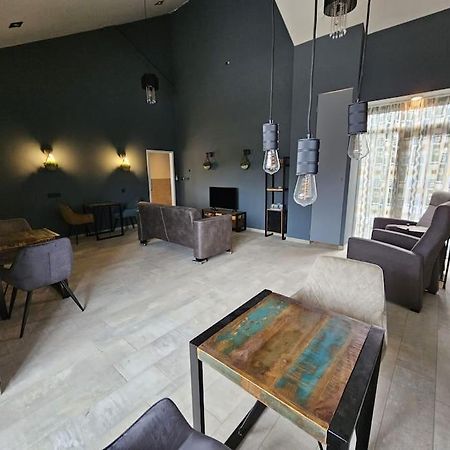Voormalig Politiebureau Gebruik Welnesstuin Tegen Betaling Bed and Breakfast Ouddorp Esterno foto