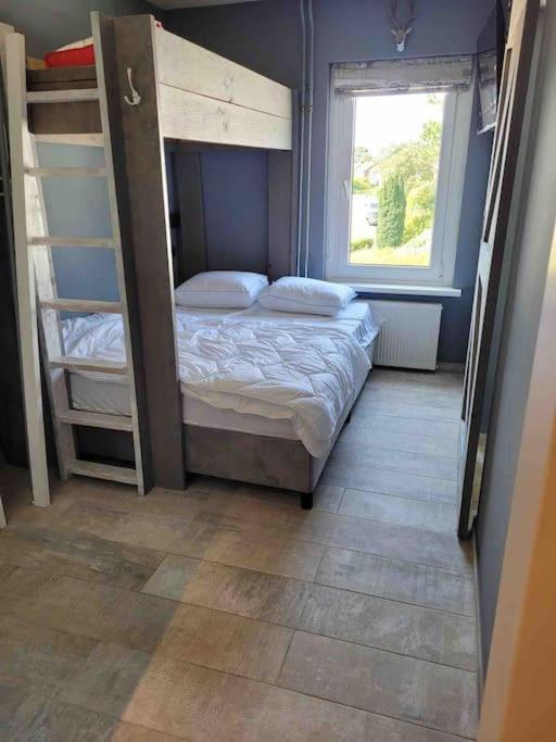 Voormalig Politiebureau Gebruik Welnesstuin Tegen Betaling Bed and Breakfast Ouddorp Esterno foto